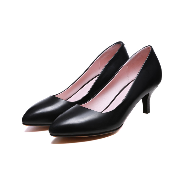 Minimalist Mary Jane Pointed Toe Mid Heel Pumps - Image 4