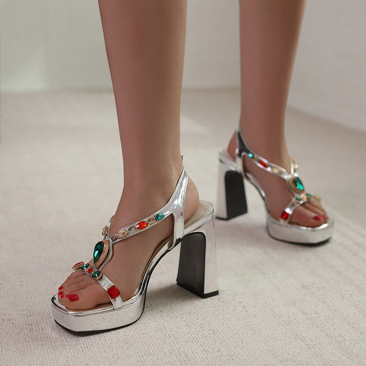 silver-pu-roman-sandals-with-chunky-heel-and-platform_1
