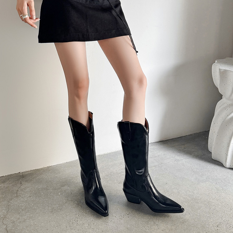Women's Western Boots in Faux Leather with Chunky Heel and Pointed Toe - Image 3
